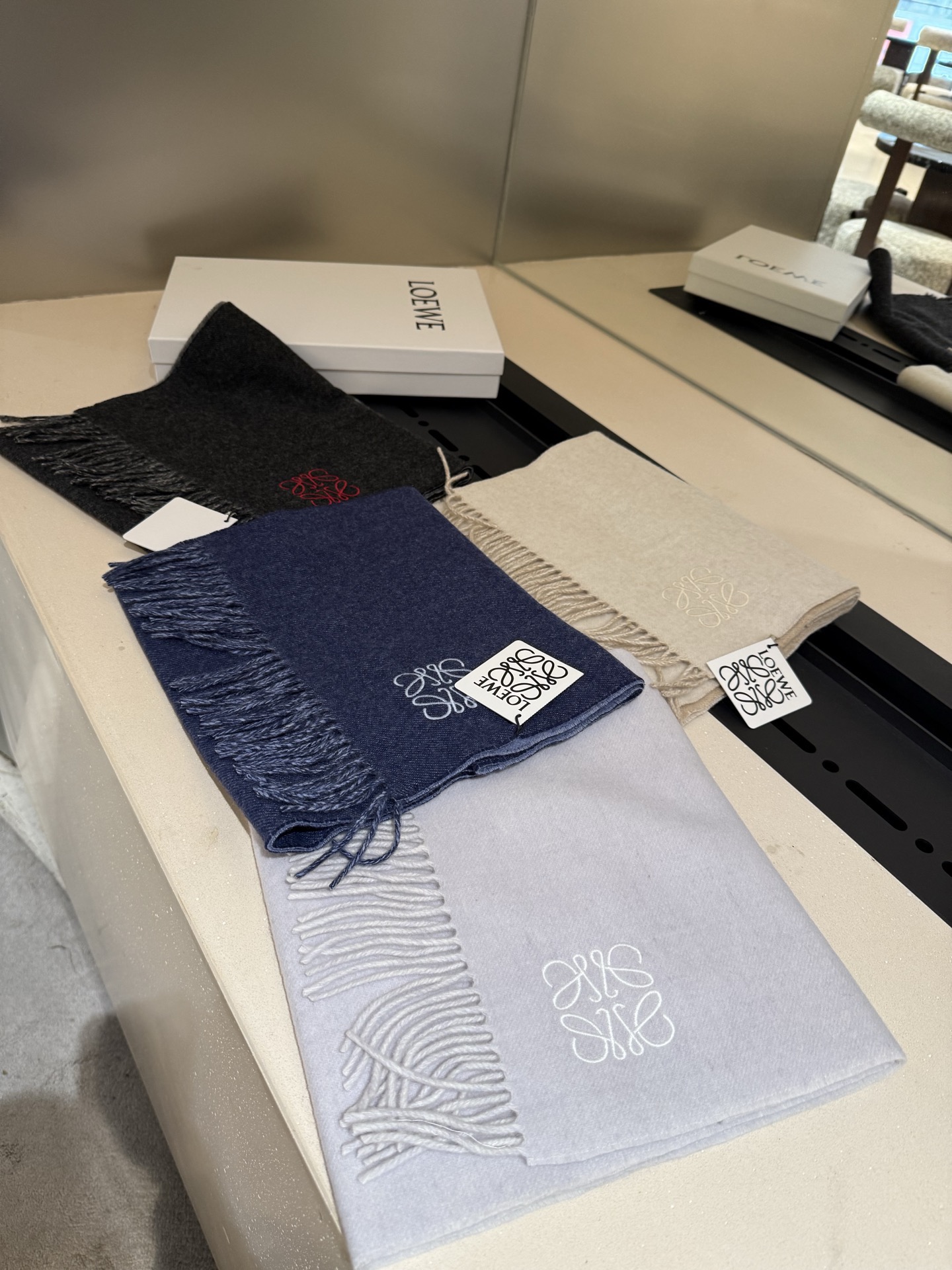 P罗意威🏖️【男女围巾】怒赞自留，难得的高端男款！家属福利！巴宝莉非常正的男士围巾~面料大爱，非常柔软细