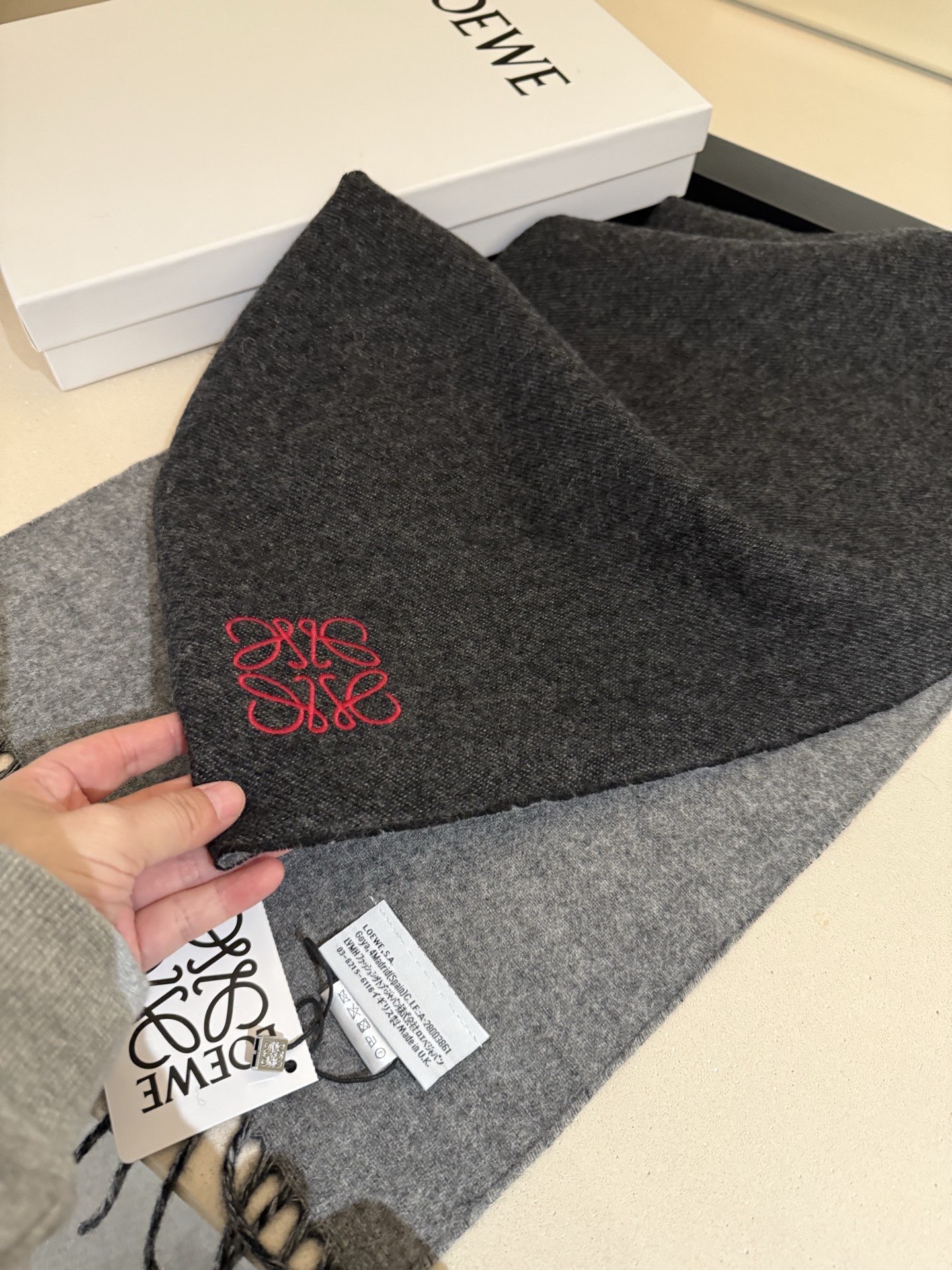 P罗意威🏖️【男女围巾】怒赞自留，难得的高端男款！家属福利！巴宝莉非常正的男士围巾~面料大爱，非常柔软细