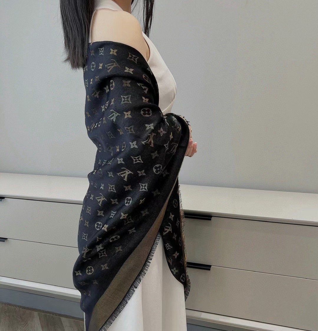 PL家重磅极品贸易公司渠道货‼超级激动啊~👍超级流弊。最好的LV！品质绝了，被QC“潜规则”的LV最最经