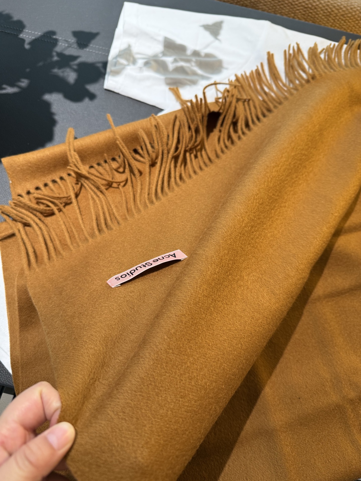 P❗️披肩款🌟我只能说不是所有的纯色围巾都叫Acne‼️瑞典Acne Studios APolo幼羊羔毛