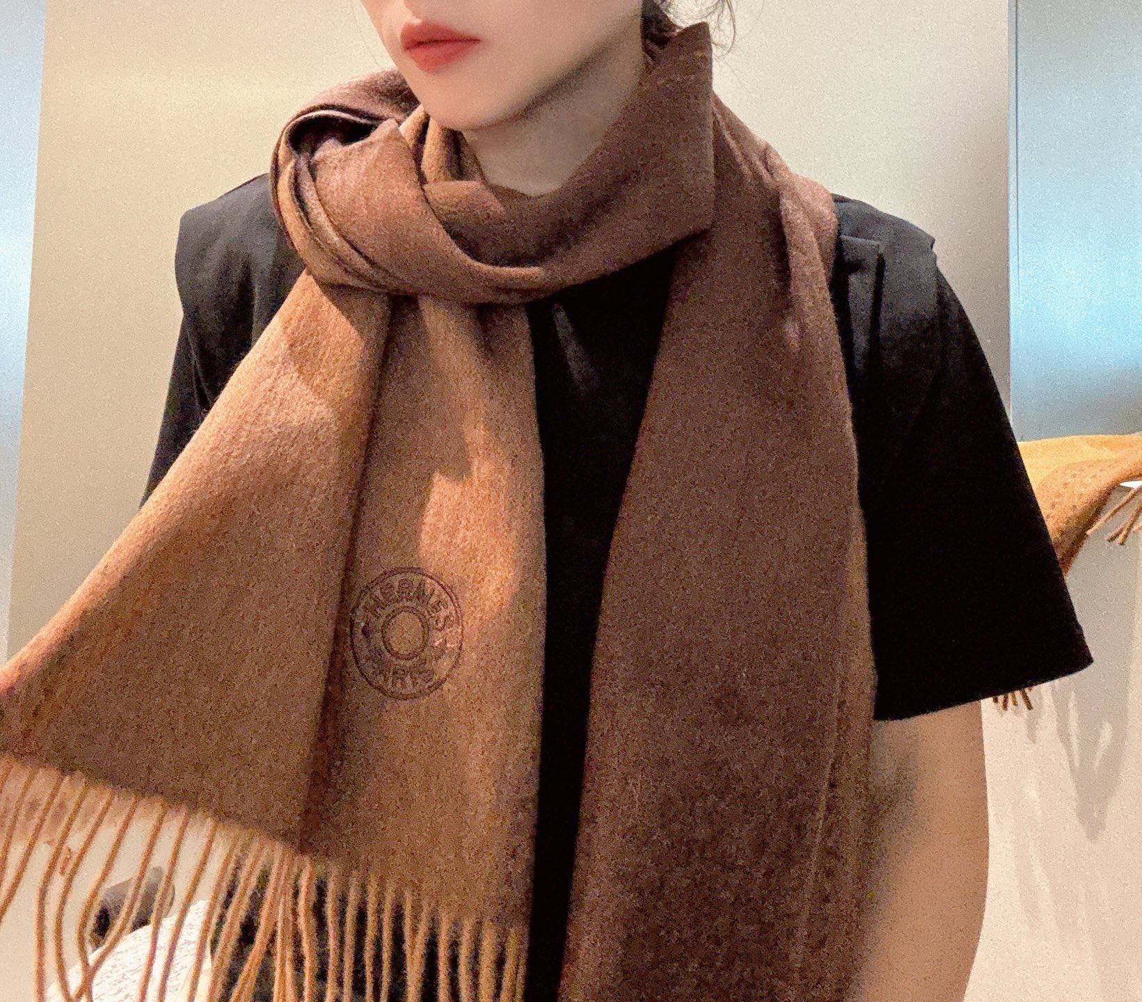 P【爱马仕双条长巾】‼️♨️高尖端产物⚠️💯水波纹绝对令人尖叫的品质👍LOGO绣标低调奢华有内涵，此款围
