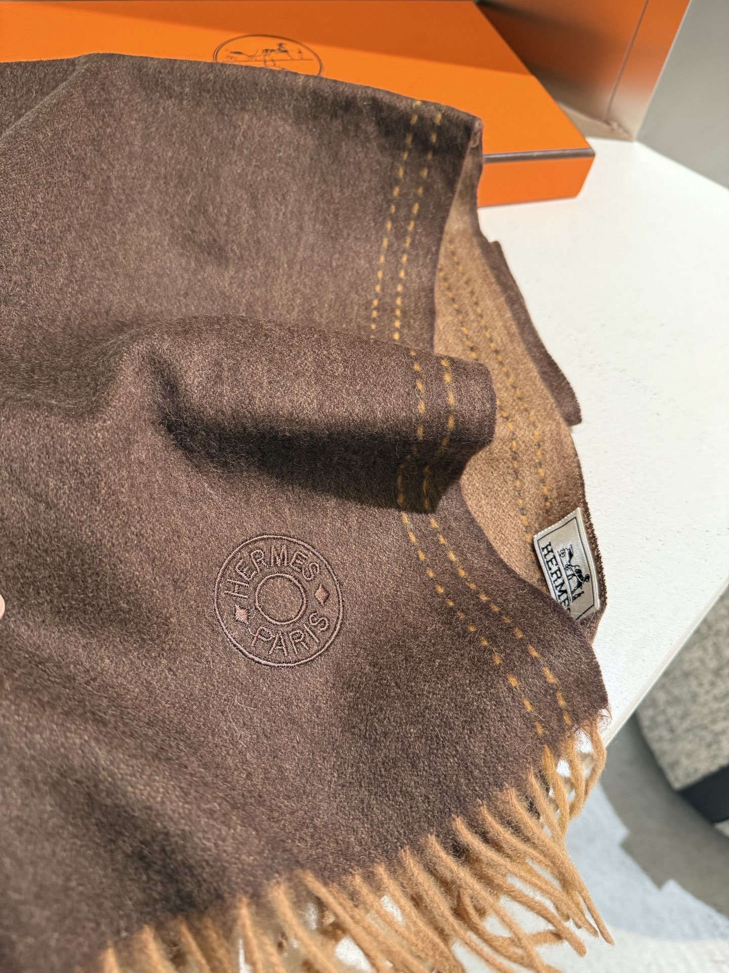 P【爱马仕双条长巾】‼️♨️高尖端产物⚠️💯水波纹绝对令人尖叫的品质👍LOGO绣标低调奢华有内涵，此款围