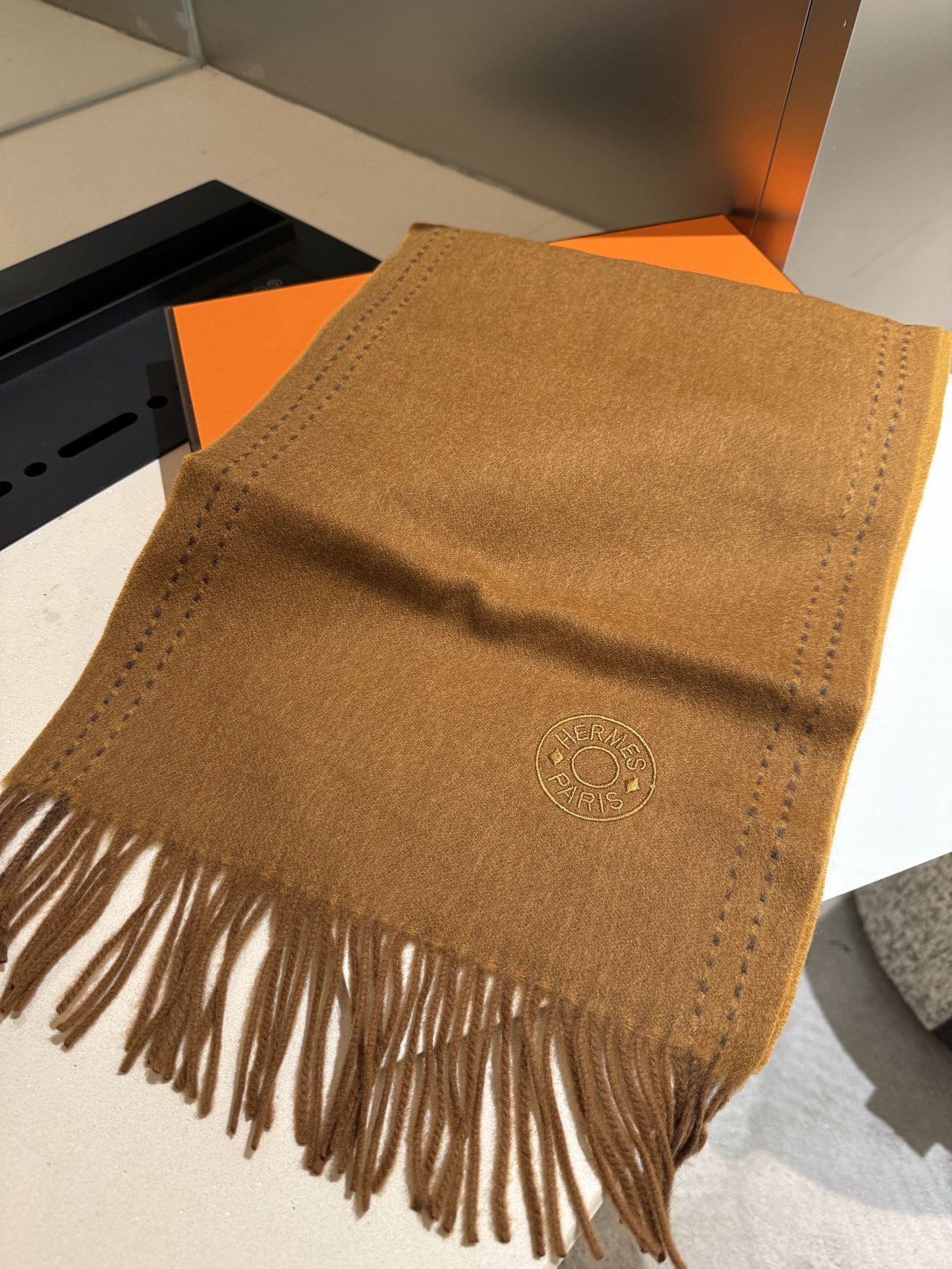 P【爱马仕双条长巾】‼️♨️高尖端产物⚠️💯水波纹绝对令人尖叫的品质👍LOGO绣标低调奢华有内涵，此款围