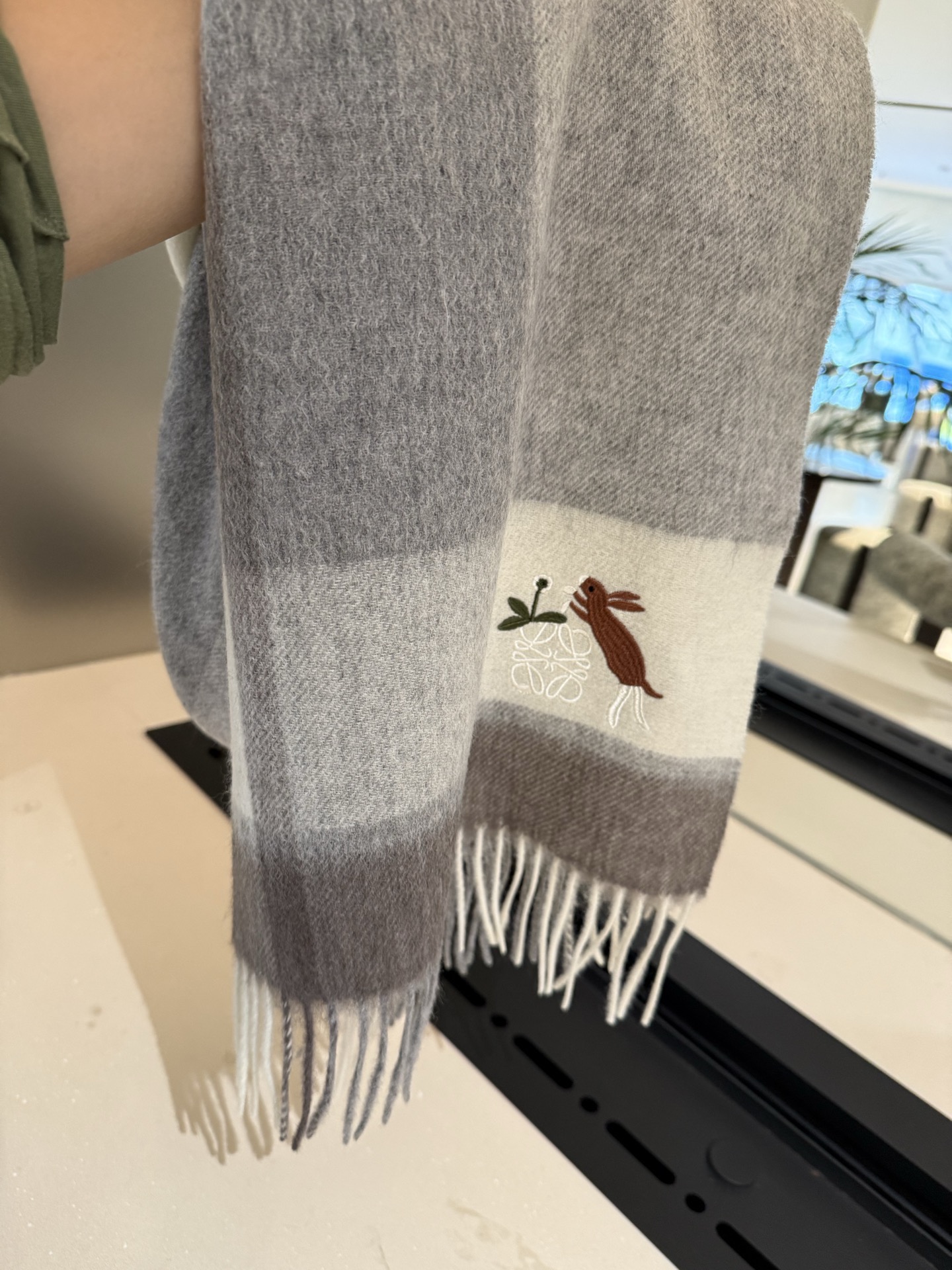 P罗意威【男女围巾】怒赞自留，难得的高端男款！家属福利！巴宝莉非常正的男士围巾~面料大爱，非常柔软细腻舒