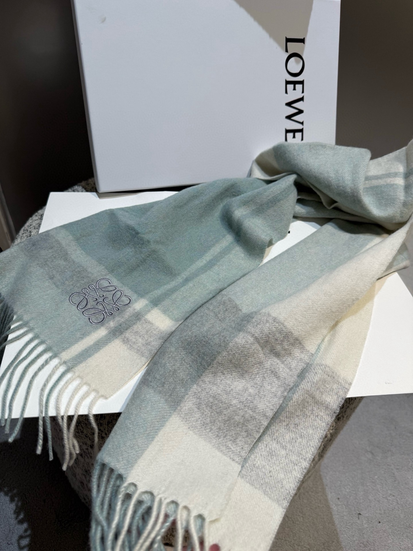 P罗意威【男女围巾】怒赞自留，难得的高端男款！家属福利！巴宝莉非常正的男士围巾~面料大爱，非常柔软细腻舒