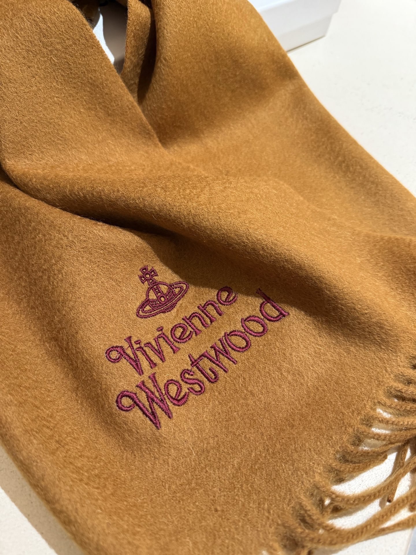 P墨绿色❤️小红书爆款“Vivienne Westwood”薇薇安西太后羊绒羊毛围巾❗ 西太后 英国时装