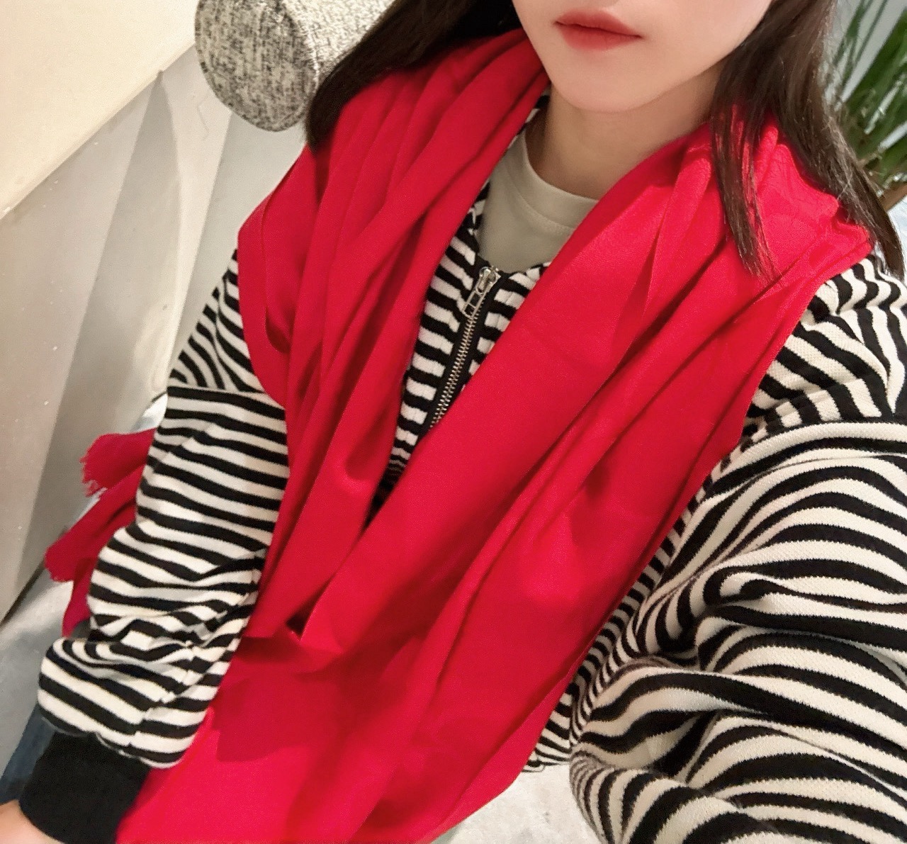 PCoach经典款围巾/大披肩。每个颜色都好看!超级舒适的款，大气奢华，中等厚度，可做披肩，办公室冷气足