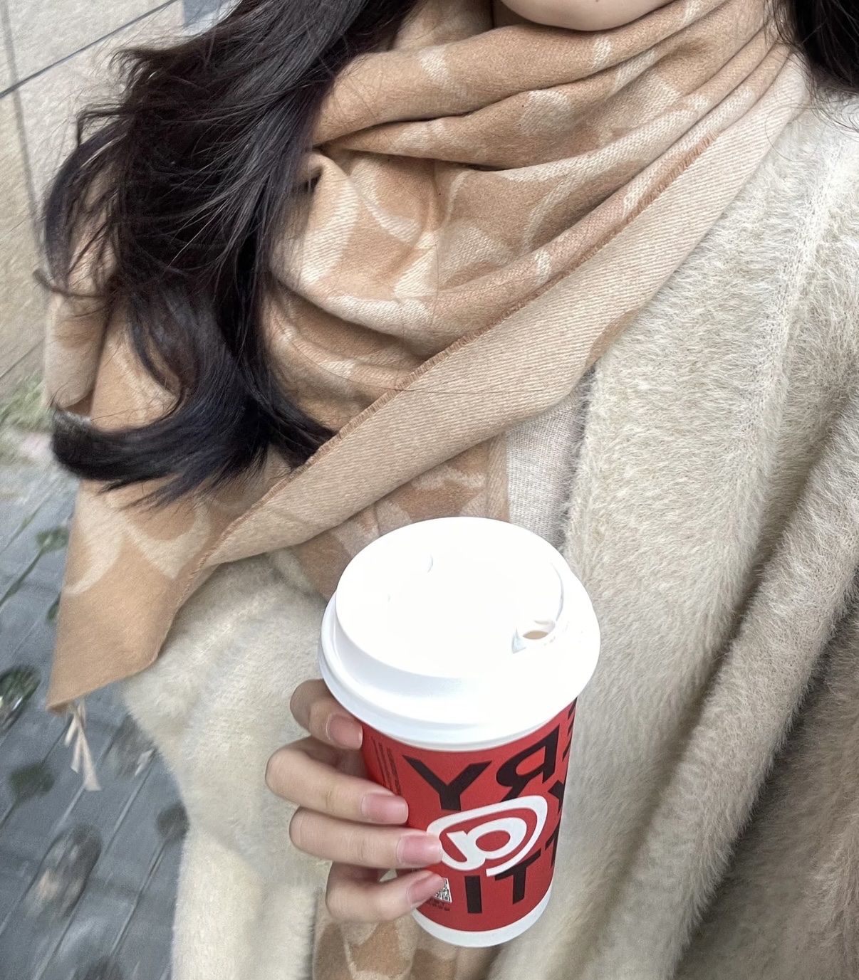 P蔻驰 2025年新款到！Coach爆款！三色披肩也太好看了吧！不仅有颜值还有品质，97%羊毛+3%羊绒