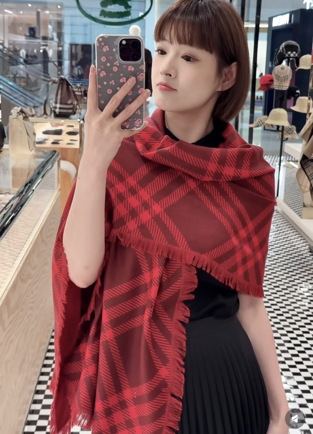 P𝐁𝐔𝐑𝐁𝐄𝐑𝐑𝐘 • 𝟐𝟓ꫛꫀꪝ《骑士格纹长巾》张婧仪同款，原单品质！Size：200x65cm 70