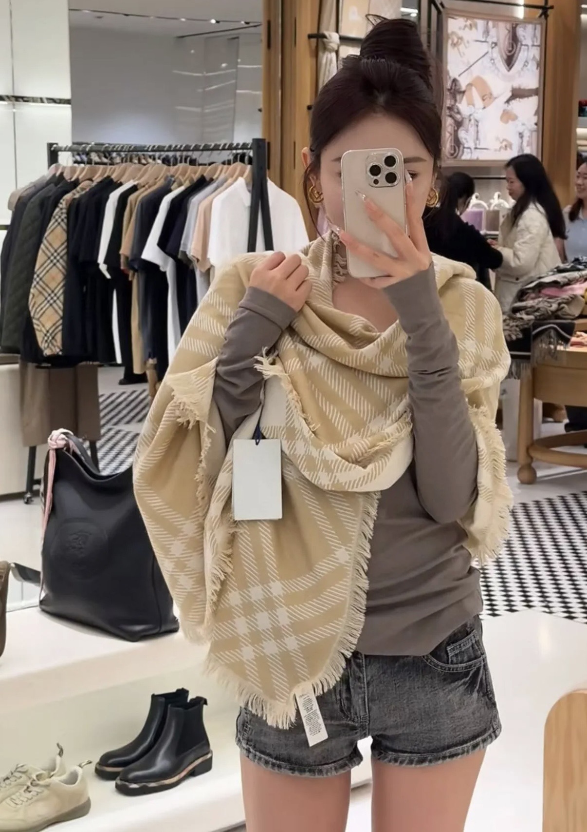 P𝐁𝐔𝐑𝐁𝐄𝐑𝐑𝐘 • 𝟐𝟓ꫛꫀꪝ《骑士格纹长巾》张婧仪同款，原单品质！Size：200x65cm 70