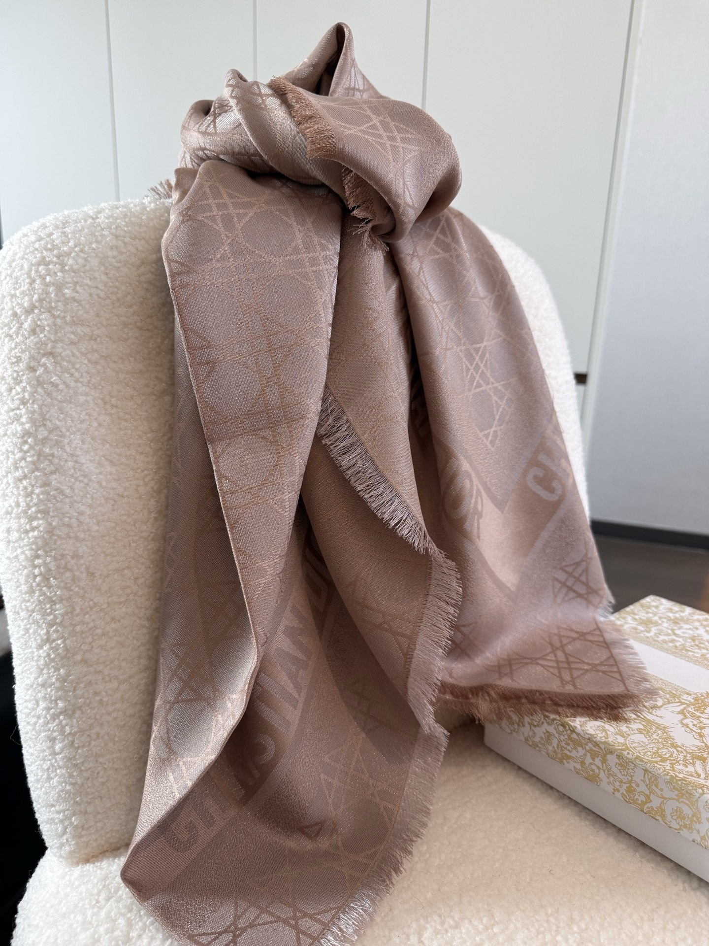 P高段位！是Dior的女人！经典藤格纹新演绎！！】实物有被惊艳到！！Dior今年25秋冬新出的Canna