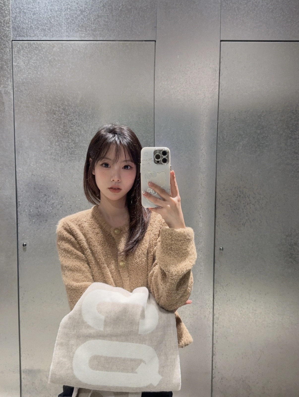 PJacquemus 双面围巾❗今年真的被疯狂种草 今年冬天就非宠这条 好看的要疯掉了，太有型太有魅力了