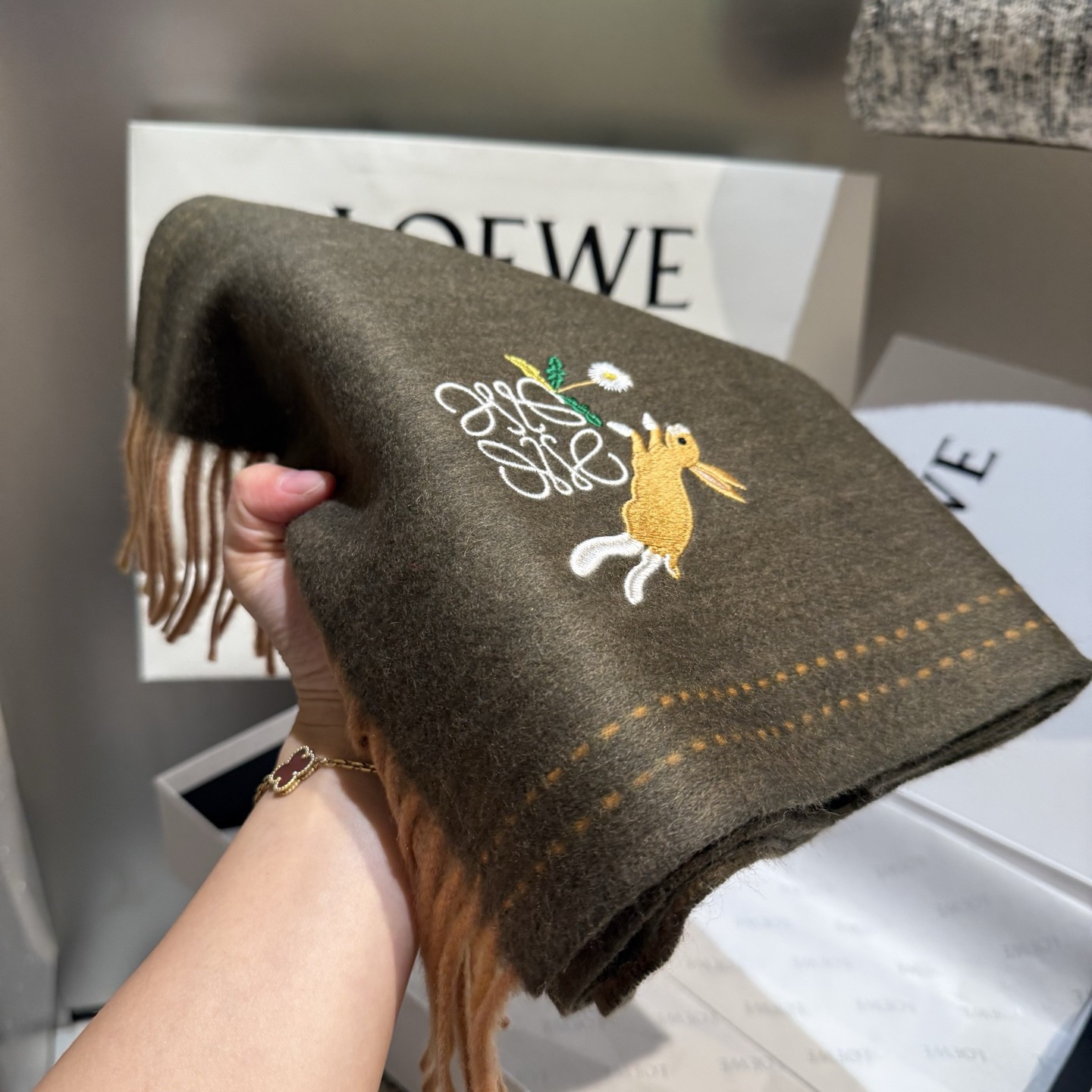 P罗意威🏖️【男女围巾】怒赞自留，难得的高端男款！家属福利！巴宝莉非常正的男士围巾~面料大爱，非常柔软细