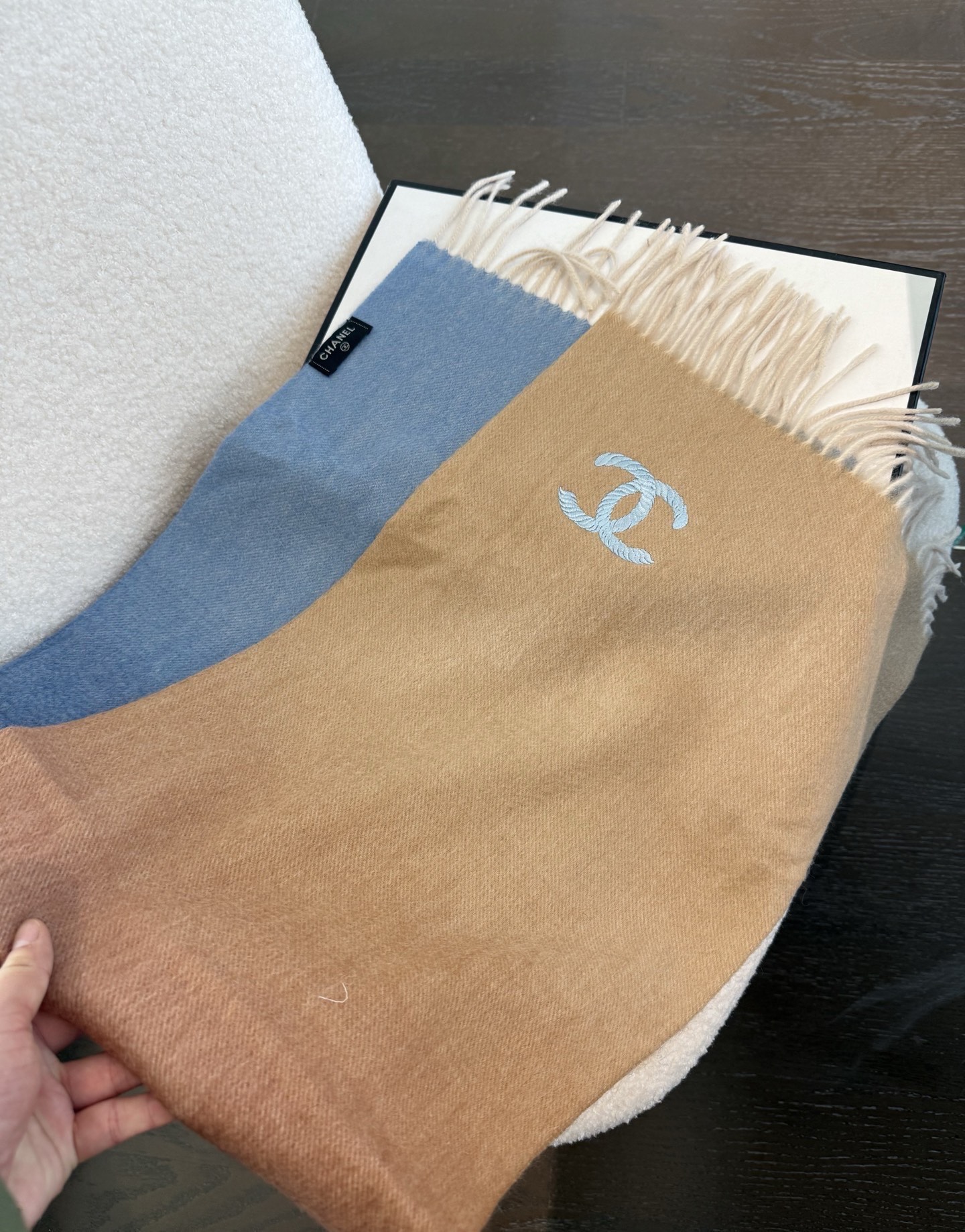 P香奈儿【男女围巾】怒赞自留，难得的高端男款！家属福利！巴宝莉非常正的男士围巾~面料大爱，非常柔软细腻舒