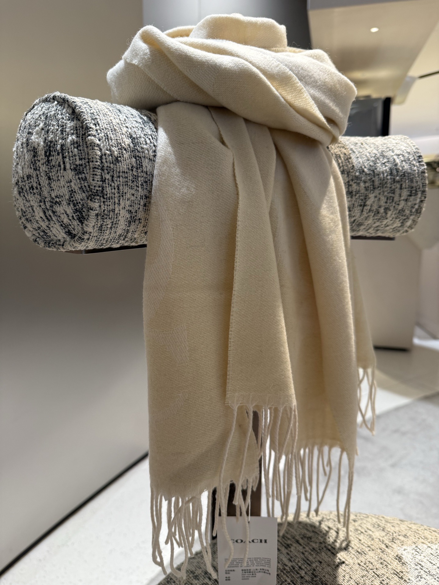 P蔻驰 新款到！Coach爆款！6色披肩也太好看了吧！不仅有颜值还有品质，手感超级软糯和舒服，尺寸195