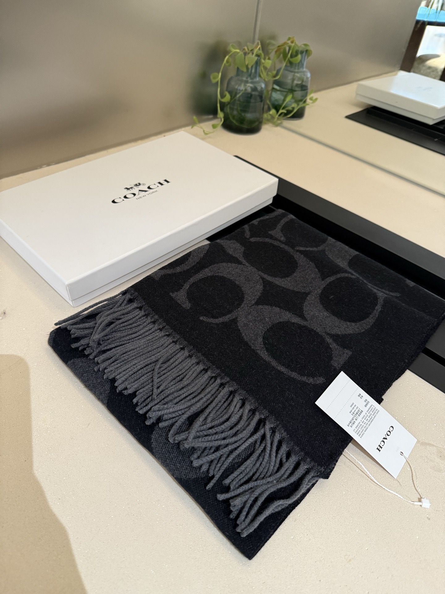 P蔻驰 新款到！Coach爆款！6色披肩也太好看了吧！不仅有颜值还有品质，手感超级软糯和舒服，尺寸195