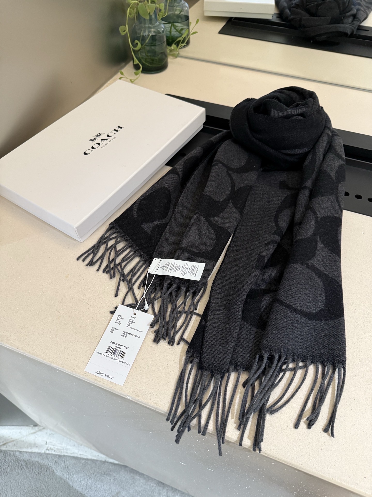 P蔻驰 新款到！Coach爆款！6色披肩也太好看了吧！不仅有颜值还有品质，手感超级软糯和舒服，尺寸195