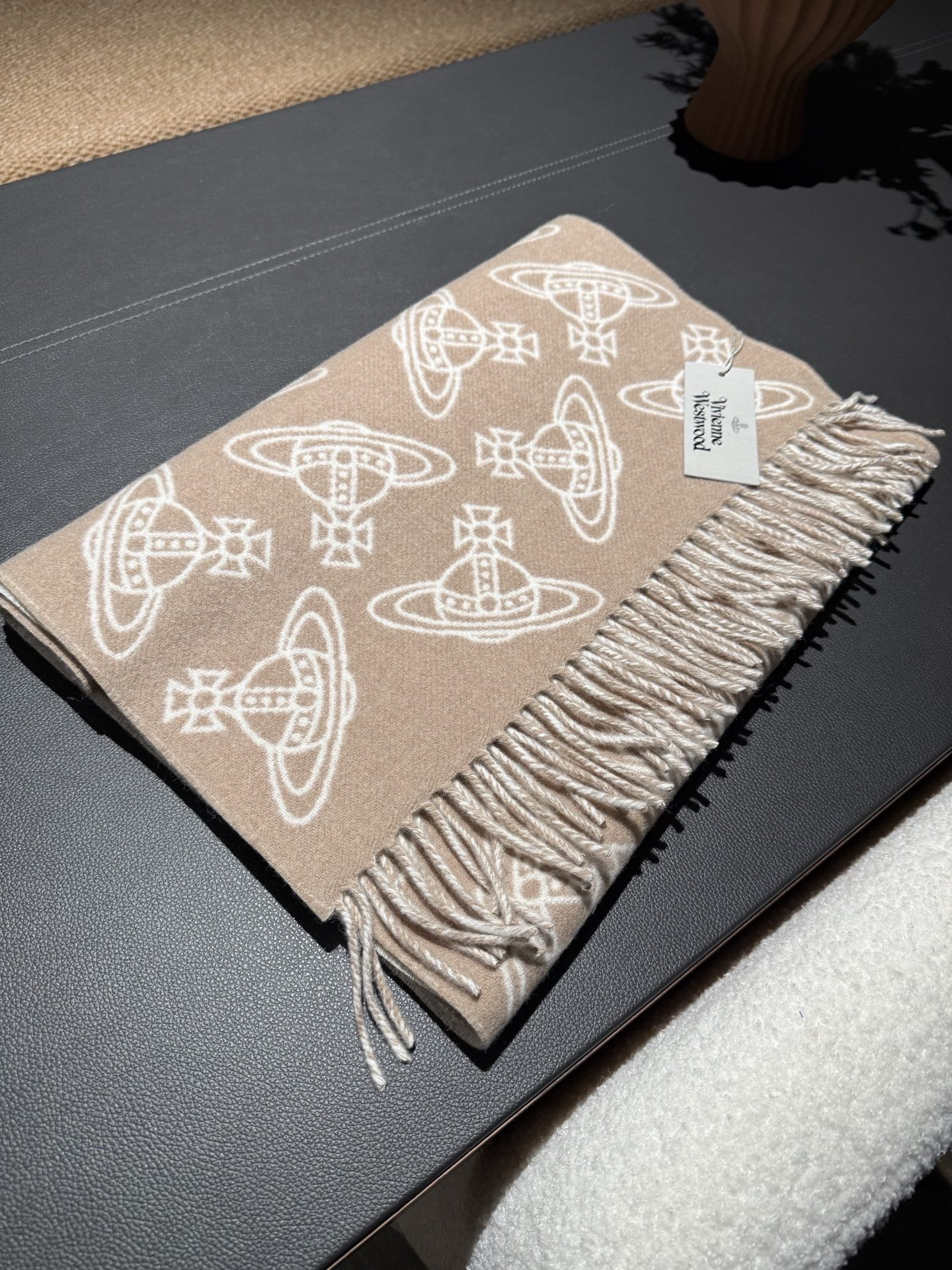 P英国朋克教母“西太后Vivienne Westwood”最爱的地球❗❗从精神上，Vivenne Wes