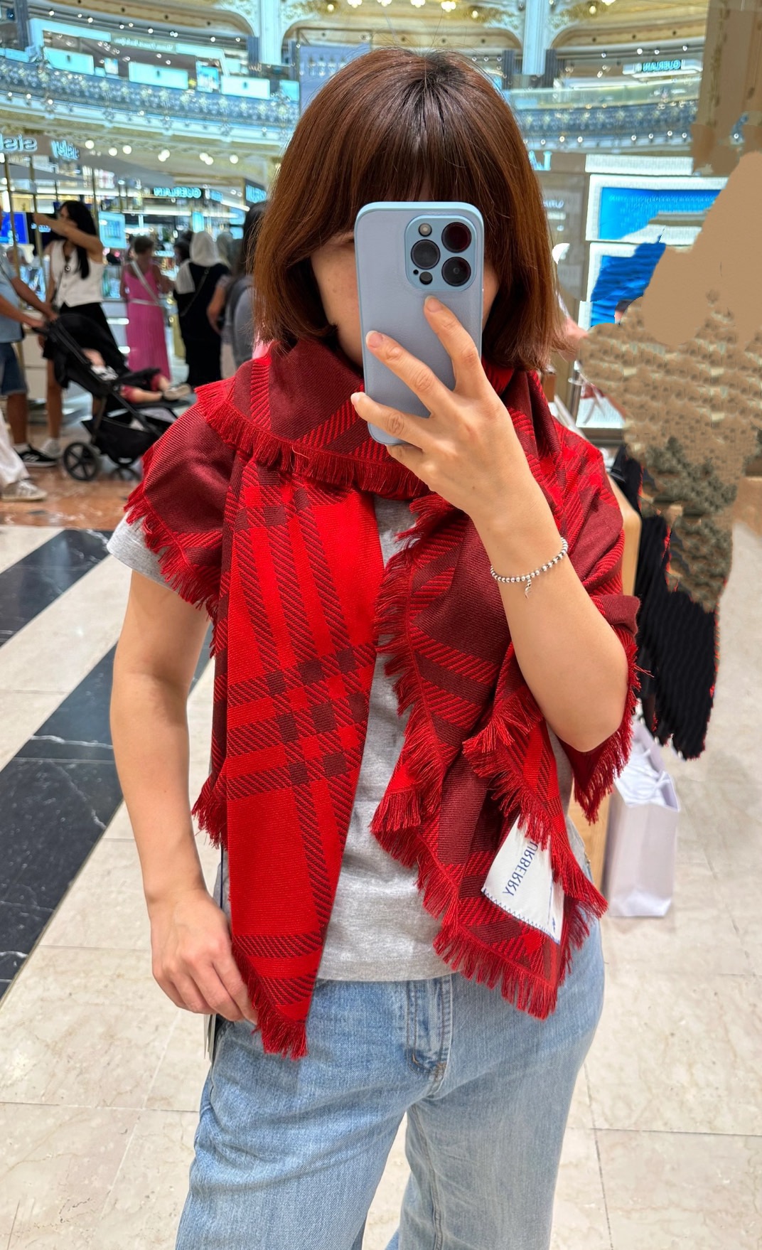 🆕 🆕 P𝐁𝐔𝐑𝐁𝐄𝐑𝐑𝐘 • 𝟐𝟓ꫛꫀꪝ《骑士格纹长巾》 张婧仪同款，原单品质！ Size：200x65cm 70% 
