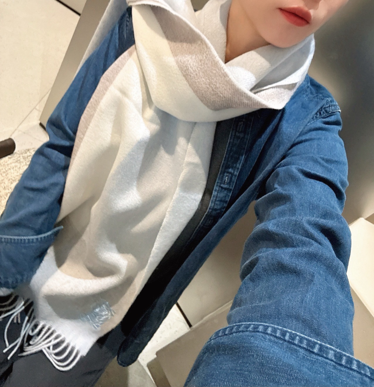 P巴宝莉【男女围巾】怒赞自留，难得的高端男款！家属福利！巴宝莉非常正的男士围巾~面料大爱，非常柔软细腻舒服，轻度水波纹！