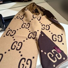 P原质量,产品升级👍👍火爆断货王系列💖😘全网最火的围巾!!火到全球Gucci专柜断货!!我们的终于来了!!!】久等了,全 P原质量,产品升级👍👍火爆断货王系列💖😘全网最火的围巾!!火到全球Gucci专柜断货!!我们的终于来了!!!】久等了,全