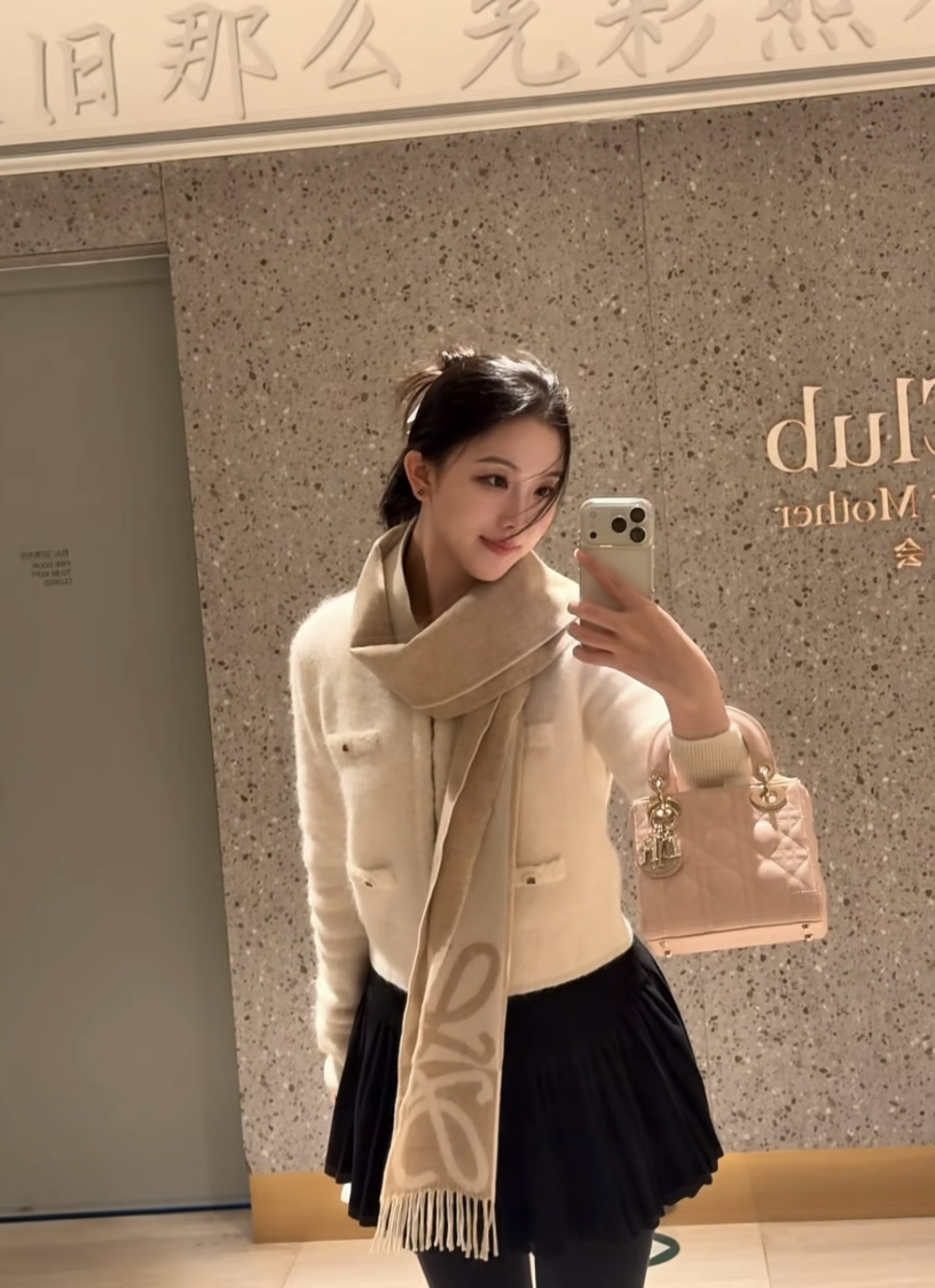🆕 🆕 P💕同步 LOEWE罗意威｜双面拼色羊绒羊毛🤎💗 新品！粉拼驼这个配色真的温柔到骨子里 经典Anagram回纹大