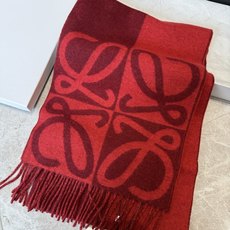 🆕 🆕 P💕同步 LOEWE罗意威|双面拼色羊绒羊毛🤎💗 新品!粉拼驼这个配色真的温柔到骨子里 经典Anagram回纹大 🆕 🆕 P💕同步 LOEWE罗意威|双面拼色羊绒羊毛🤎💗 新品!粉拼驼这个配色真的温柔到骨子里 经典Anagram回纹大