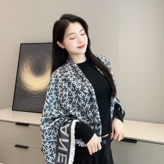 P【2026新Chanel】 经典茶花优雅Coco风,Chanel最新字母丝绒大方巾~气质到骨子里,香奶奶新一季的面料 P【2026新Chanel】 经典茶花优雅Coco风,Chanel最新字母丝绒大方巾~气质到骨子里,香奶奶新一季的面料