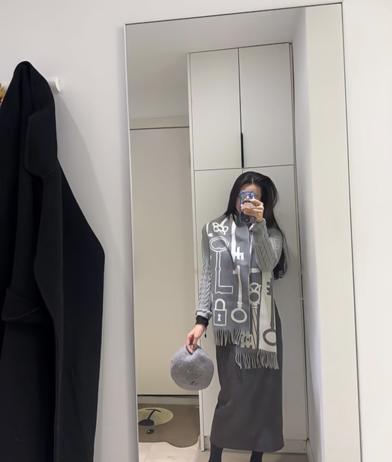 爱马仕钥匙男女款围巾且买且珍惜😍~都是出口订单所以比较难遇❤️东西讲究少而精😍好看的一定要收😎这款H家女士围巾，款式很有