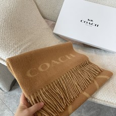 P蔻驰【马车围巾】感觉有了它真心不会再爱了.QC手里扣下的.真正专柜正品.全部今年最新logo最新防伪.每一条都是qc验 P蔻驰【马车围巾】感觉有了它真心不会再爱了.QC手里扣下的.真正专柜正品.全部今年最新logo最新防伪.每一条都是qc验