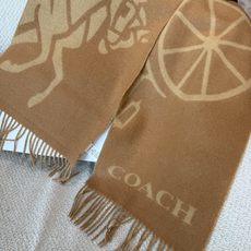 P蔻驰【马车围巾】感觉有了它真心不会再爱了.QC手里扣下的.真正专柜正品.全部今年最新logo最新防伪.每一条都是qc验 P蔻驰【马车围巾】感觉有了它真心不会再爱了.QC手里扣下的.真正专柜正品.全部今年最新logo最新防伪.每一条都是qc验