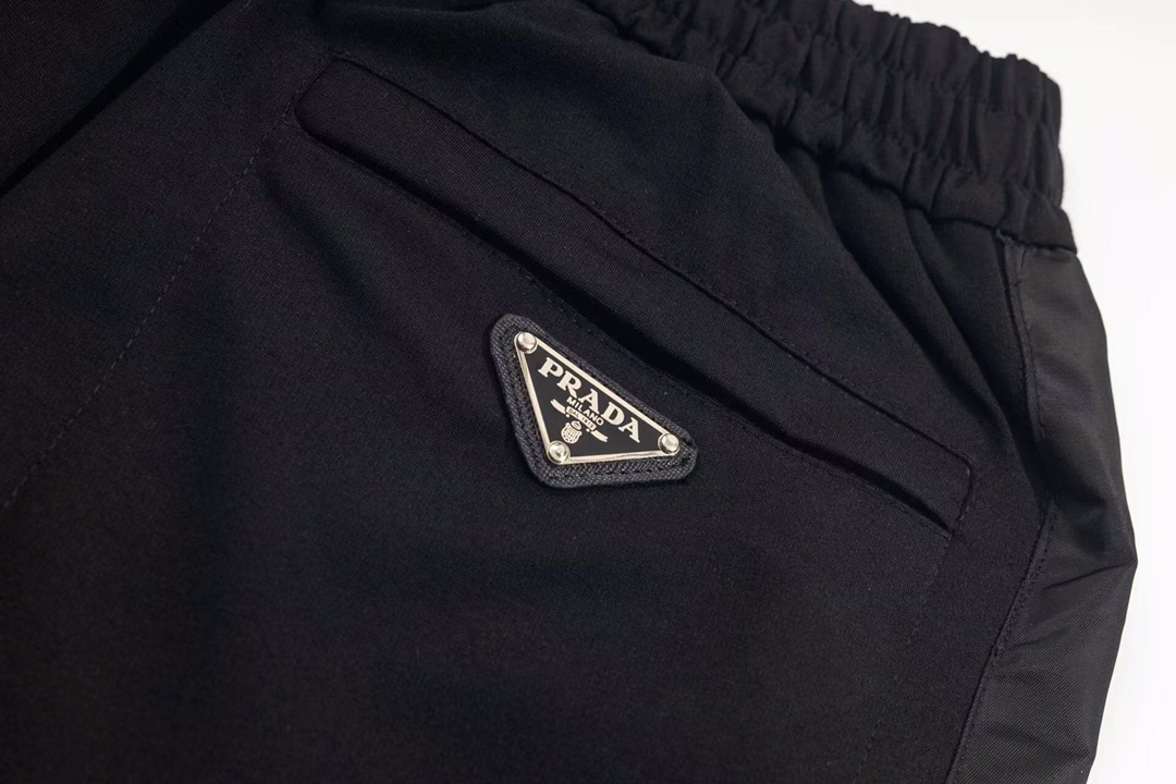 Prada Classic Triangulation Exercise Long Pants: Green Nylon Band, XS-S-M-L Sizes - 图片 7