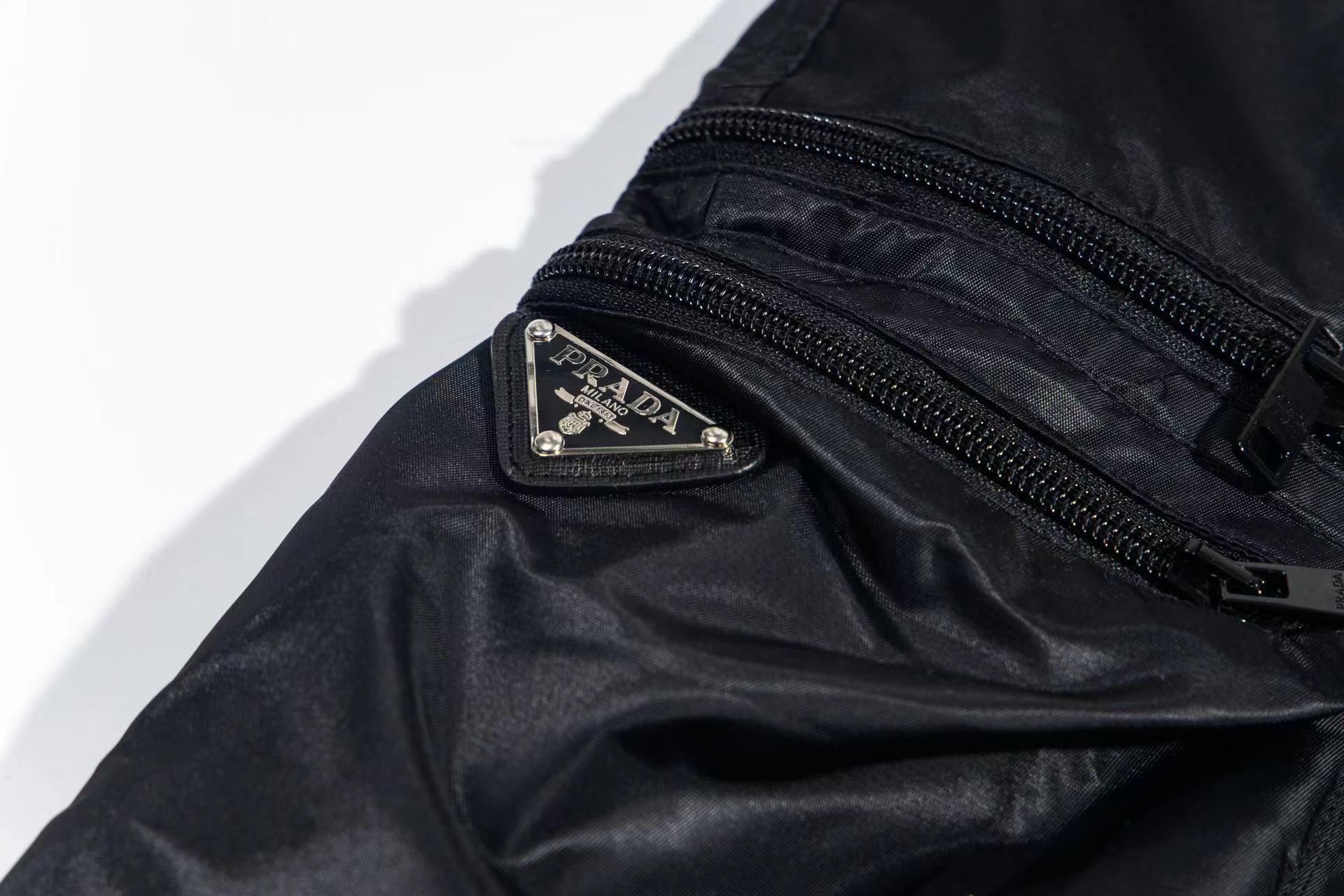 Prada 24SS Multi-Pocket Re-Nylon Cargo Pants | Streetwear Style 7 i1740721838901 4595 0 5