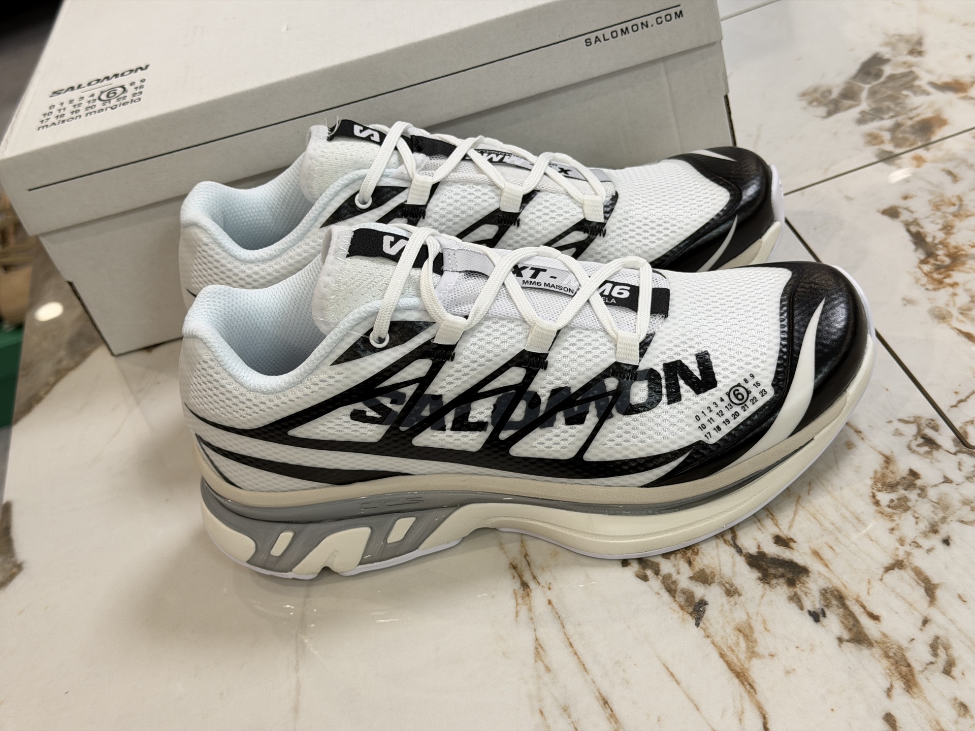 살로몬 신발 74829 Salomon Shoes