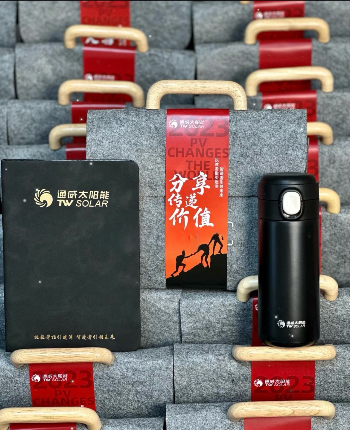 📷客订小预算灰色手提毛毡包套装 实拍