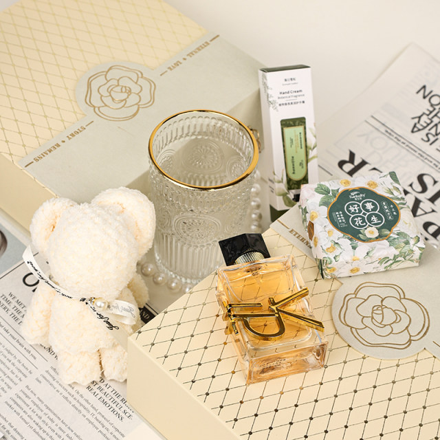 山茶花手提盒香槟色中号手提盒21*21*8.5 *1
