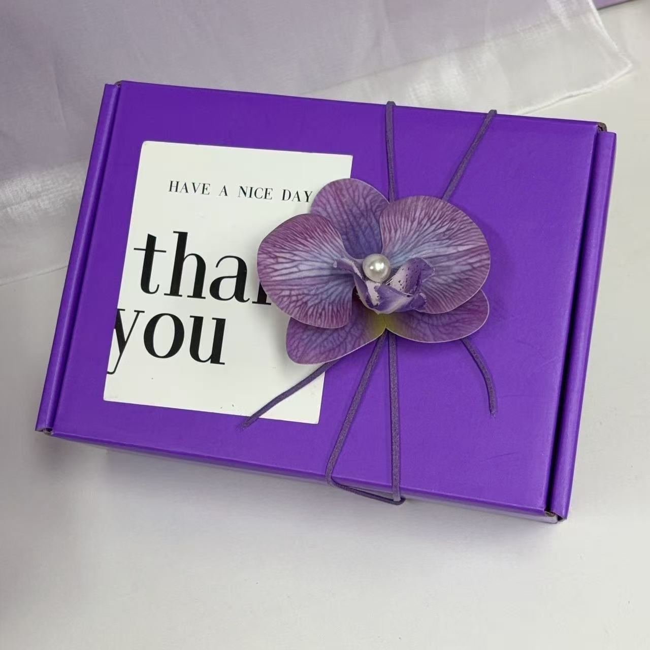 「把薰衣草的温柔，装进这抹高级紫里💜」