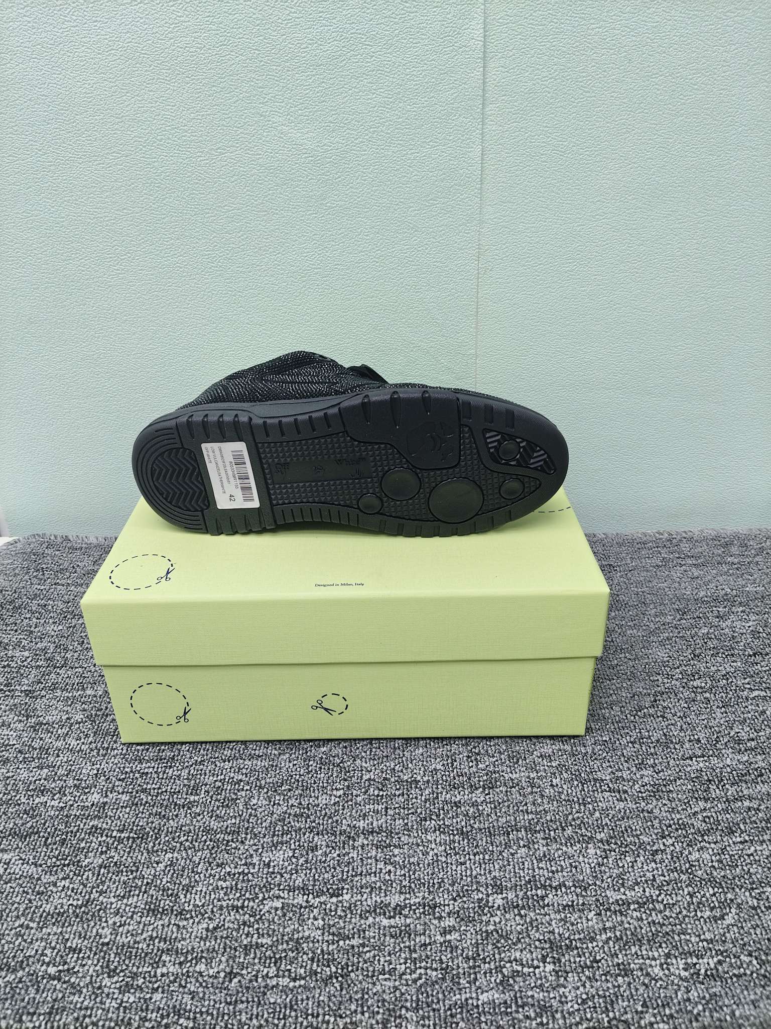 NO:562317,OFF WHITE.. Women's size 35-40. Men's size, 40---46, casual shoes/sports shoes, off white, sneakers19860909OFF WHITE..女款35-40码.男款,40---46码,休闲鞋/运动鞋,off white,sneakers,Women's Shoes