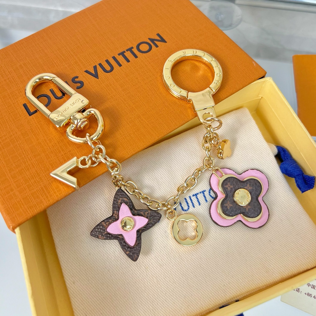 Front view of a personalized leather keychain