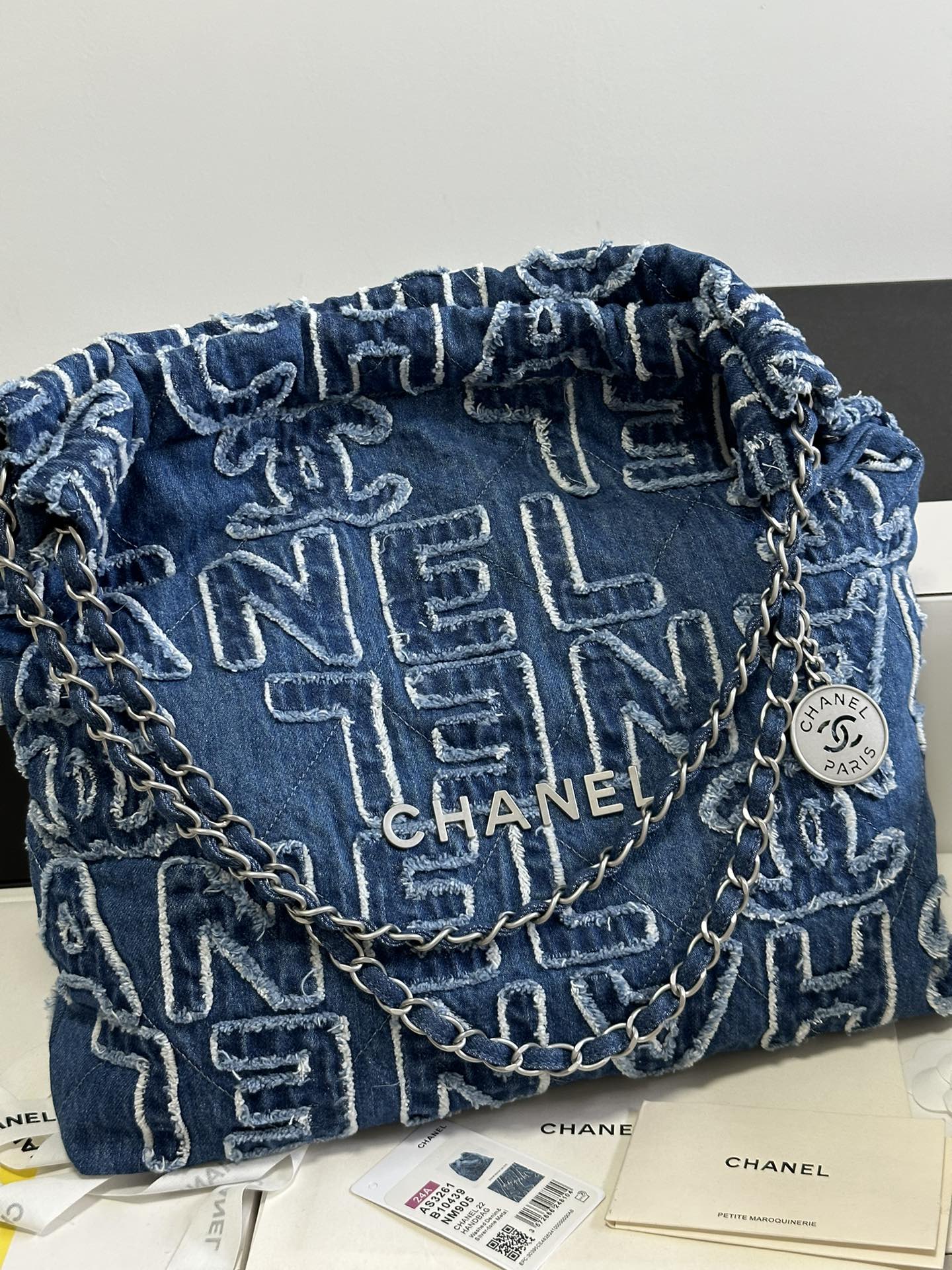 Chanel Bolsos cruzados y bandoleras Plata Bordado Colección primavera – verano Fashion