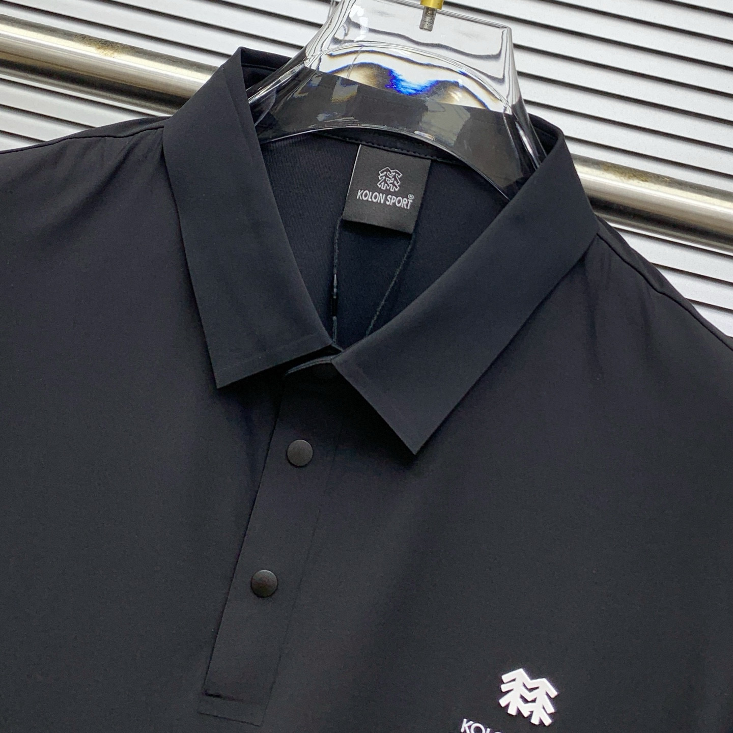 KOLON SPORT Polo de Manga Corta para Hombre, Protección UV y Secado Rápido 5 i1745409354360 7121 0 9