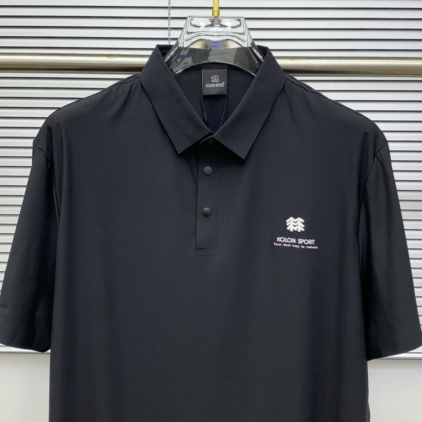 KOLON SPORT Polo de Manga Corta para Hombre, Protección UV y Secado Rápido 4 i1745409476729 377 0 2