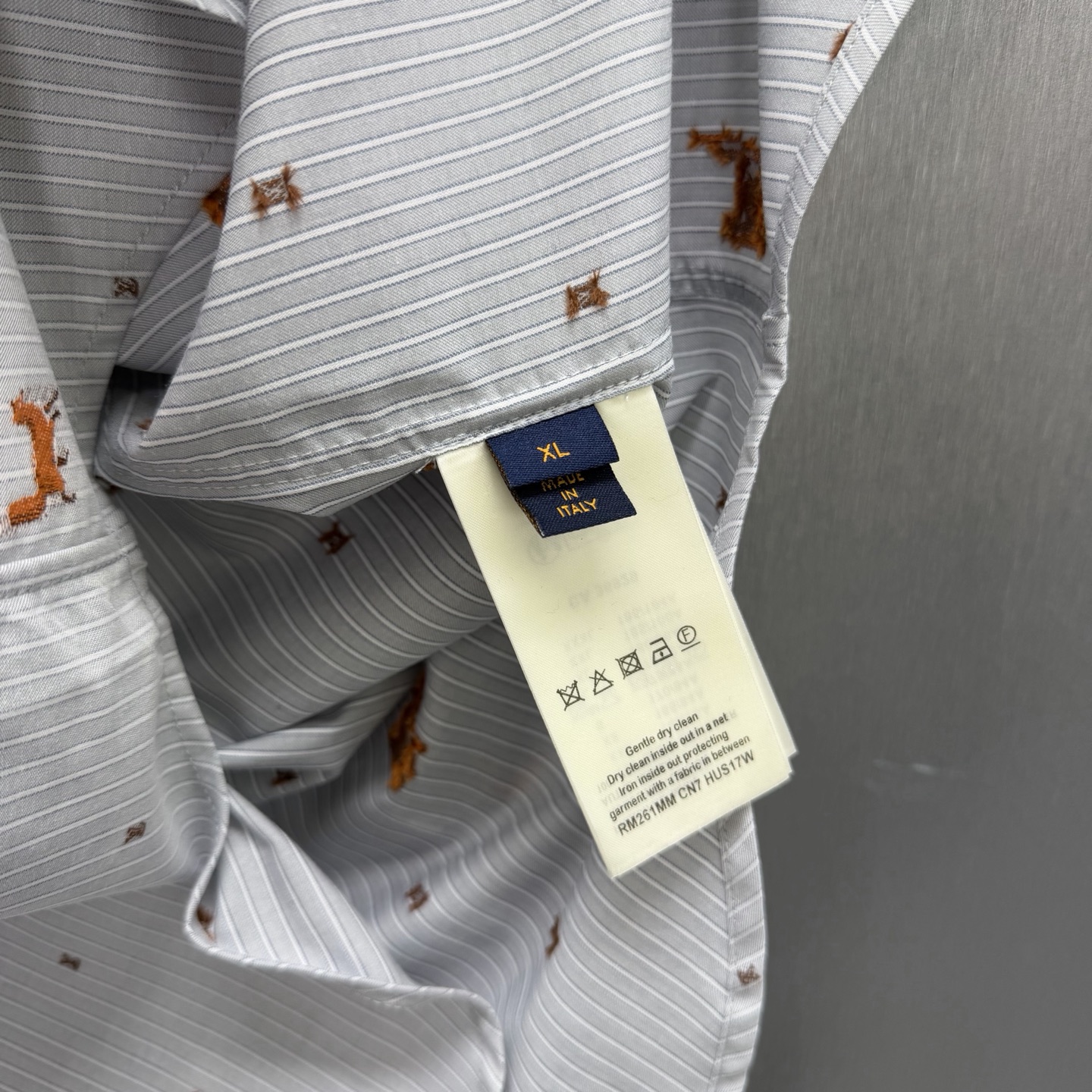 Camicia in volpe ritagliata a righe LV da uomo LU — photo 9