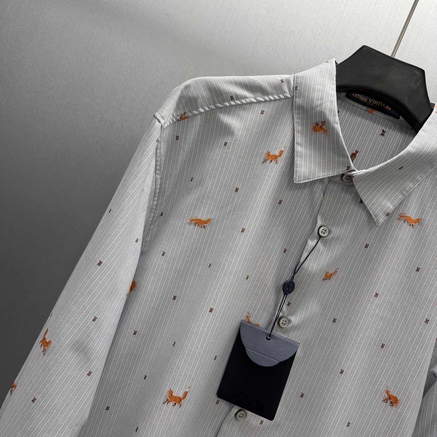 Camicia in volpe ritagliata a righe LV da uomo LU — photo 2