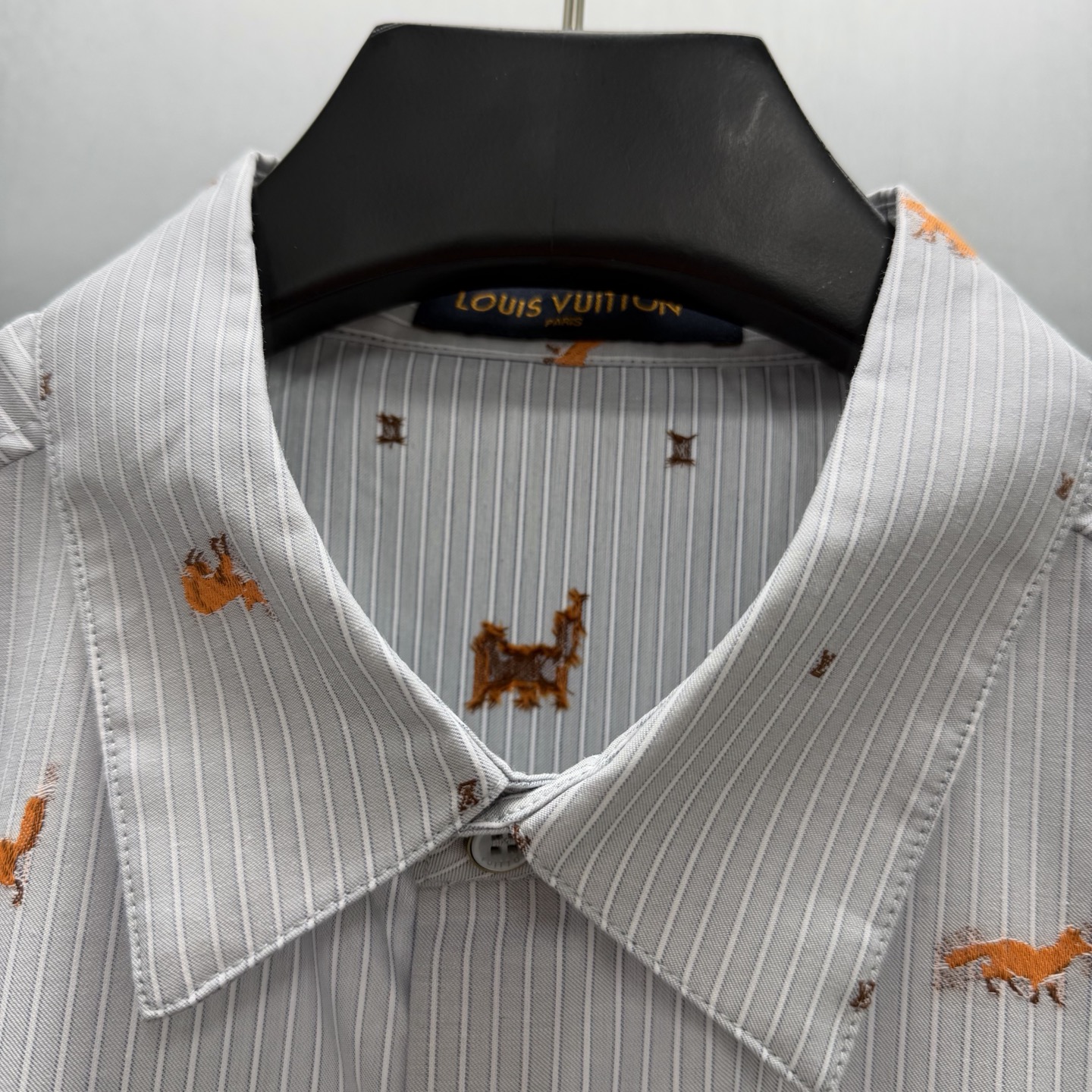 Camicia in volpe ritagliata a righe LV da uomo LU — photo 6