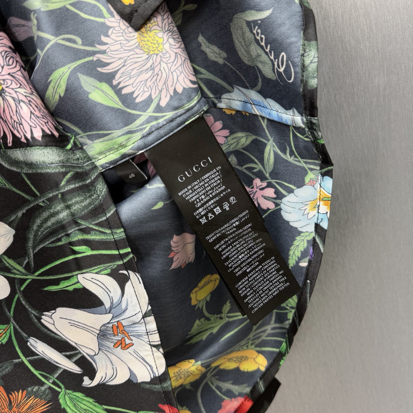 Gucci 2026春夏系列全新上市 这款单品灵感源自《LaFamiglia》系列"La Contesso”造型