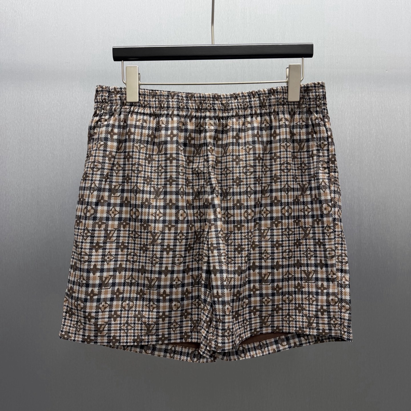 P160 LU Pantalón corto informal de jacquard para presbicia Talla: S-XL El clásico patrón de presbicia de jacquard inter…