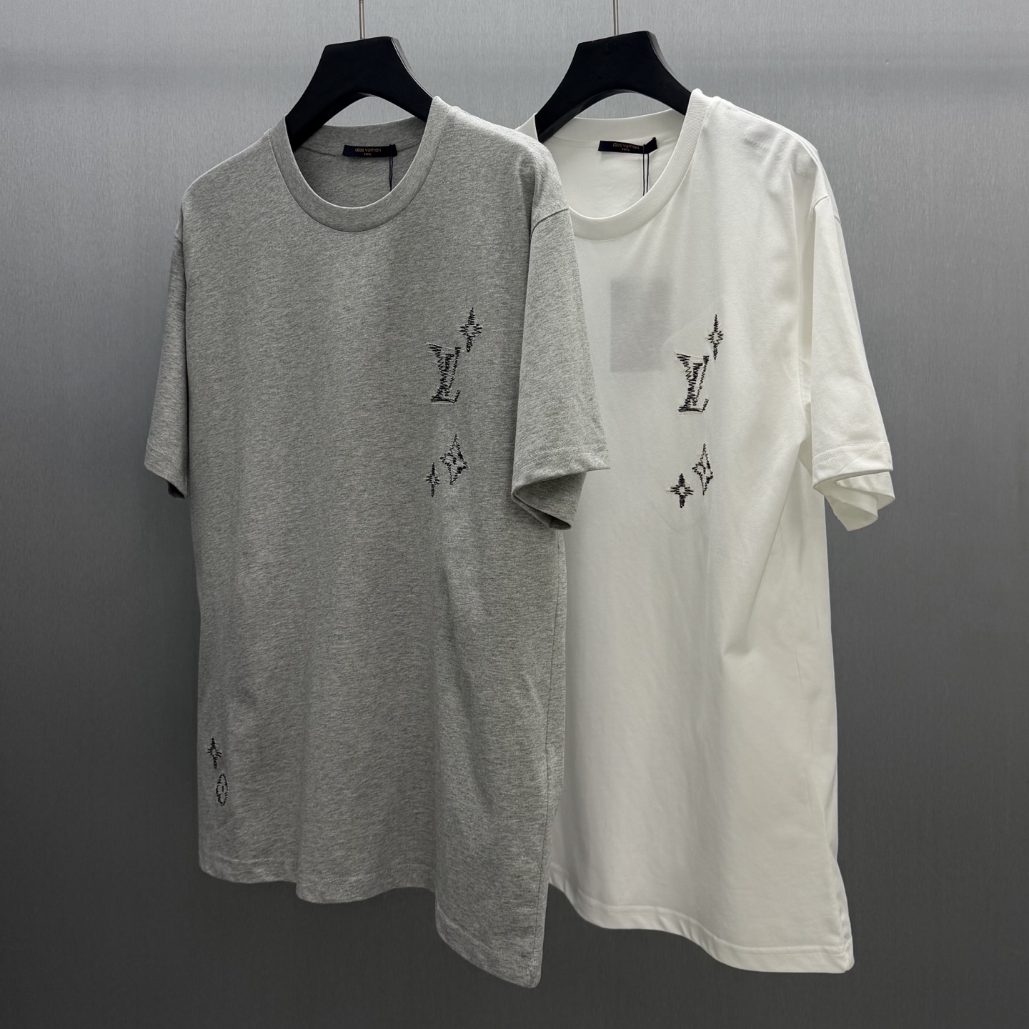 Louis Vuitton LU 双色线刺绣短袖