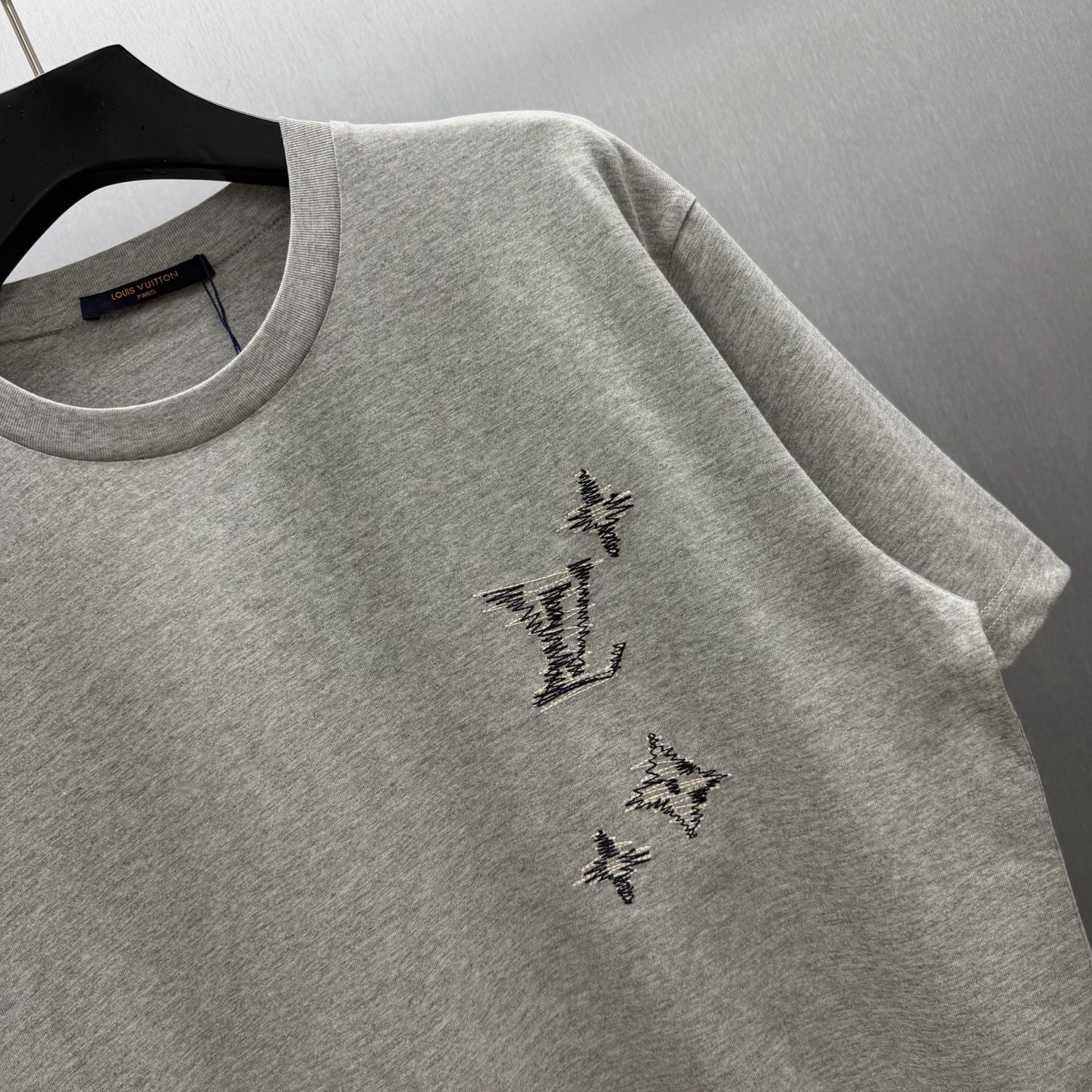 Louis Vuitton LU 双色线刺绣短袖