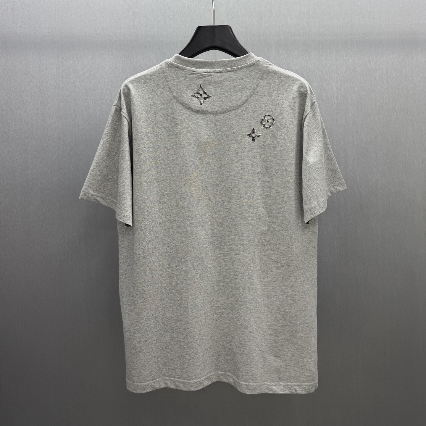 Louis Vuitton LU 双色线刺绣短袖